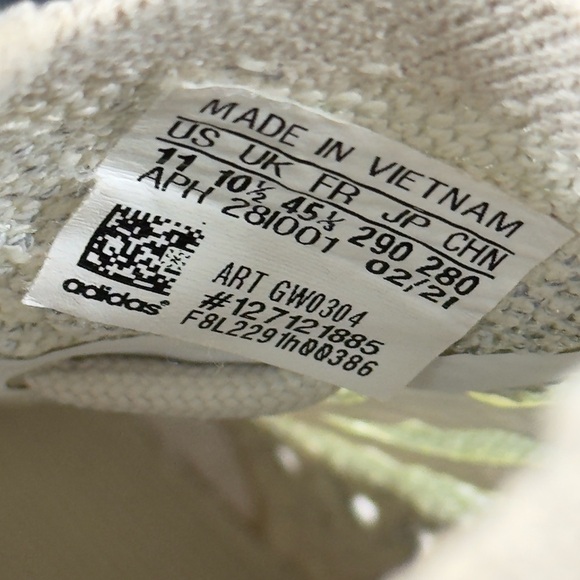 Yeezy Boost 380 Alien Blue | Size 11 - Picture 13 of 16